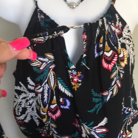 NWT one piece romper shorts - Picture 6 of 7